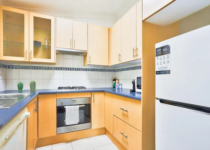 Awesome 2 Bedroom House Surry Hills
